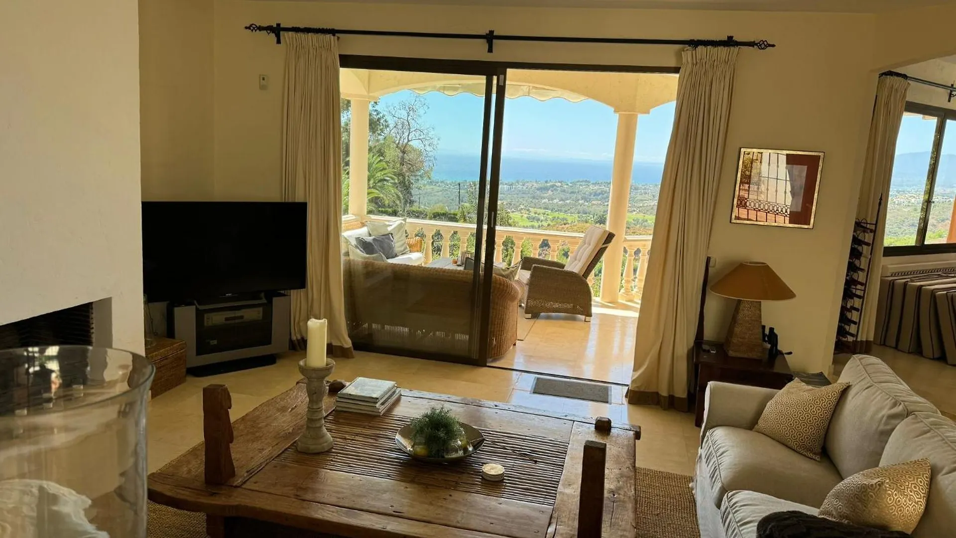 Vila Grand Villa! With Golf & Sea View!! Marbella