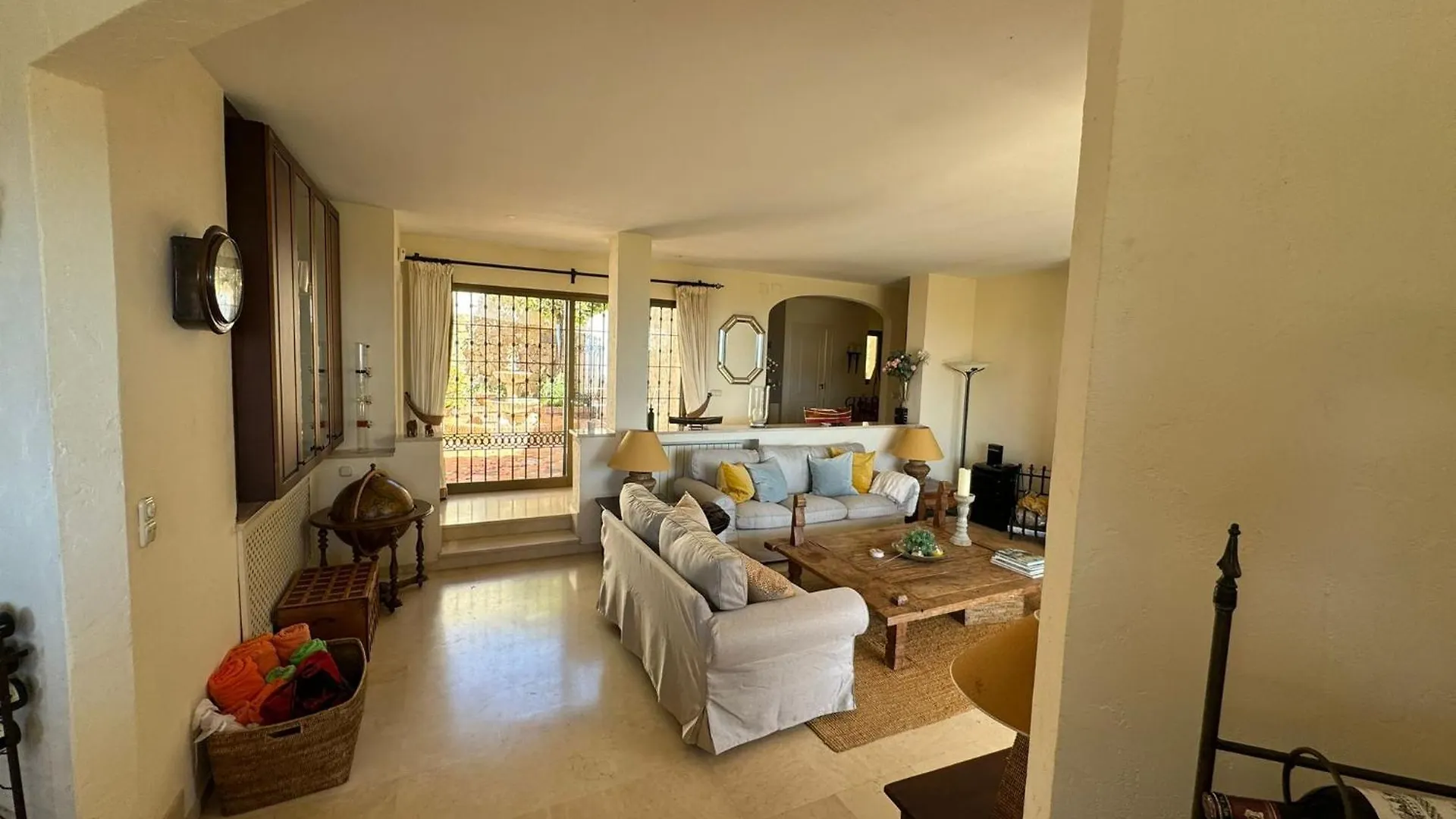 Grand Villa! With Golf & Sea View!! Marbella 0*,  Španělsko