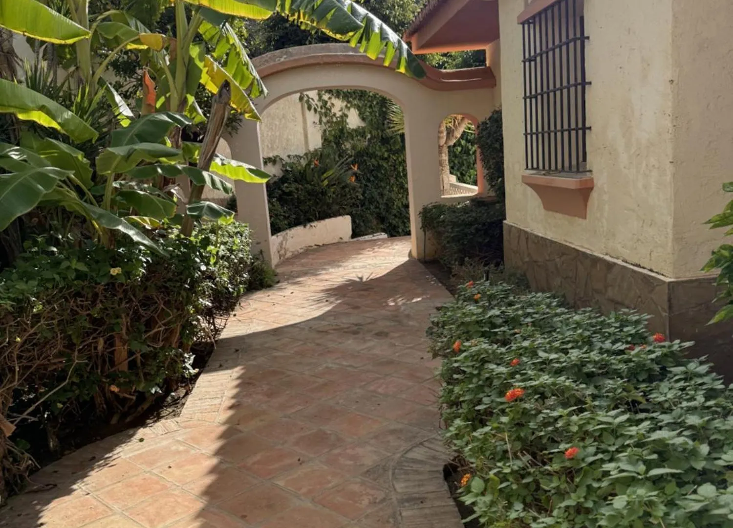 Grand Villa! With Golf & Sea View!! Marbella 0*,  Španělsko